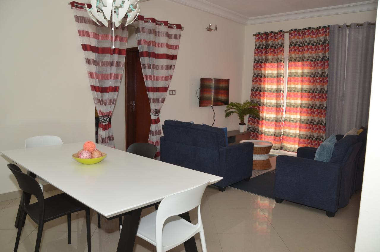 Le Buffle Noir Appart D'Hotes Douala Buitenkant foto