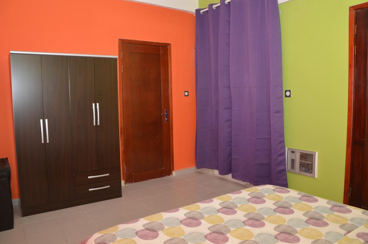 Le Buffle Noir Appart D'Hotes Douala Buitenkant foto